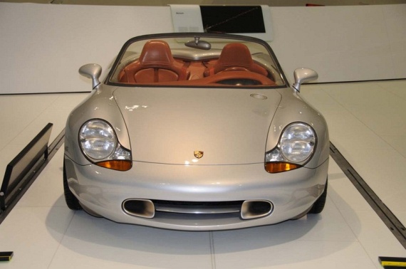 The Porsche Museum (51 pics)