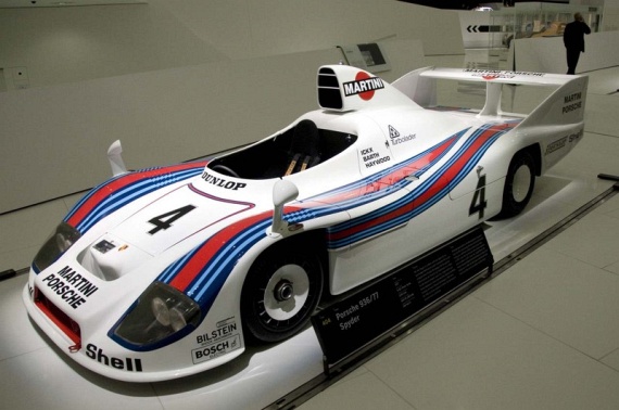 The Porsche Museum (51 pics)