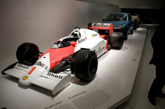 The Porsche Museum (51 pics)