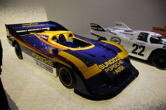 The Porsche Museum (51 pics)