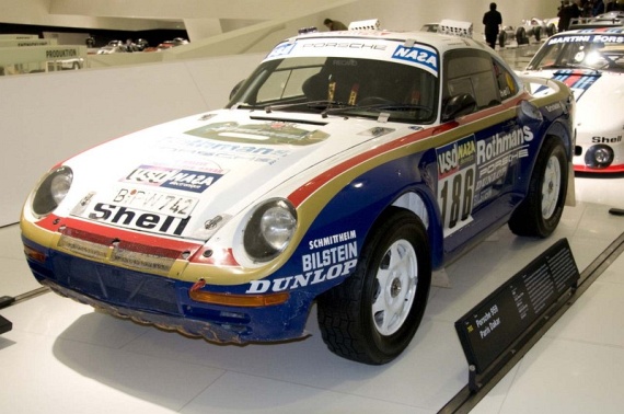 The Porsche Museum (51 pics)