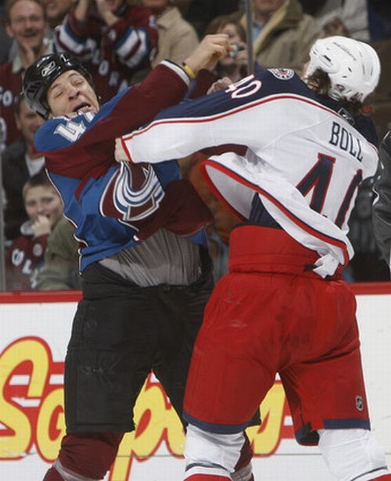 Hockey Fights (33 pics)