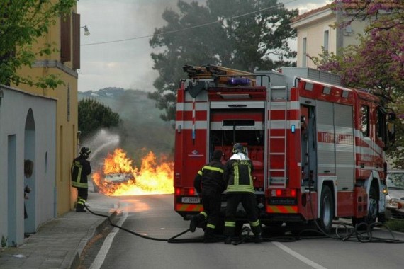 Cars on Fire (42 pics)