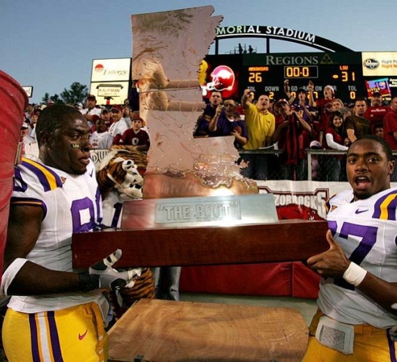 Football Trophy & Awards (32 pics)