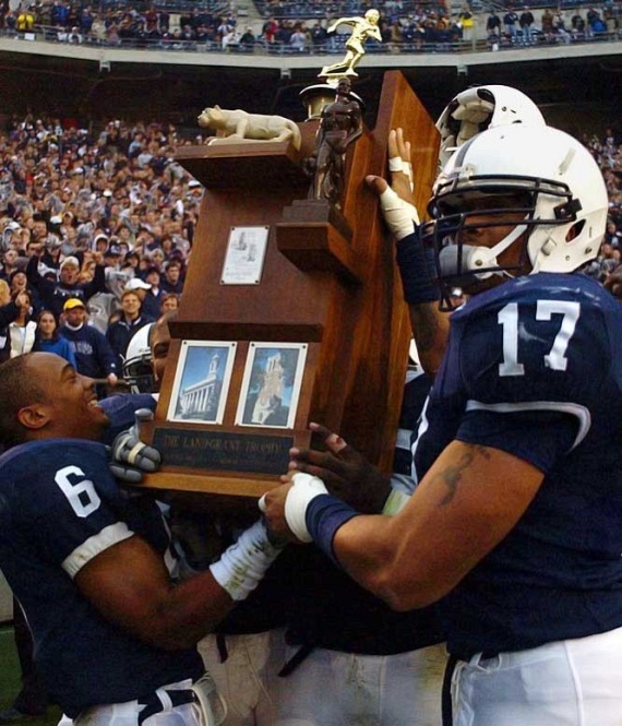 Football Trophy & Awards (32 pics)