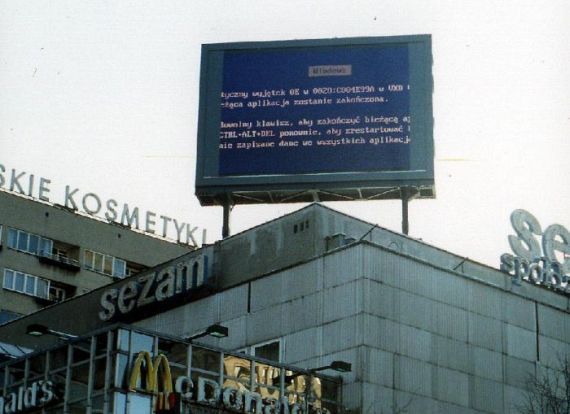 Blue Screen of Death Gallery (61 pics)