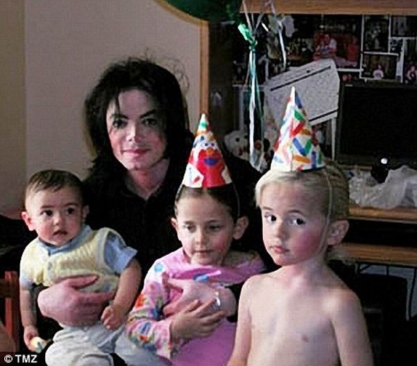 Michael Jackson's Kids (7 pics)