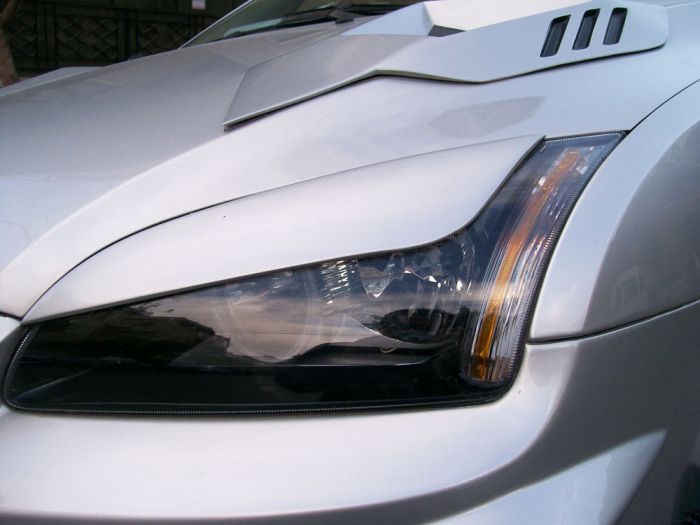 Modified Ford Focus  (8 pics)