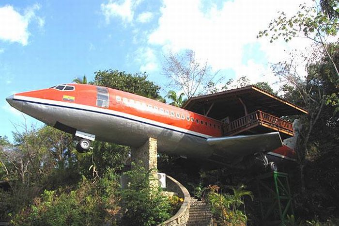 Boeing 747 Hotel in Costa Rica (9 pics)