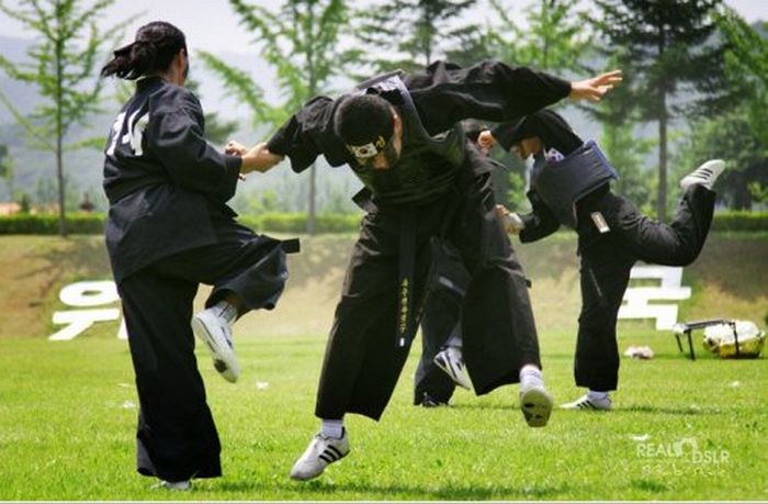 South Korea Karate Girls  (9 pics)