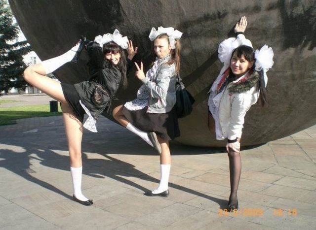 American and Russian graduates (63 pics)