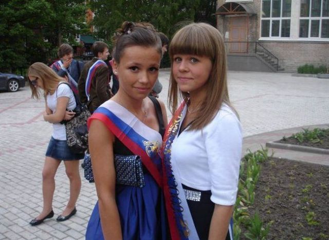 American and Russian graduates (63 pics)