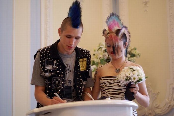 Acid Picdump (103 pics)