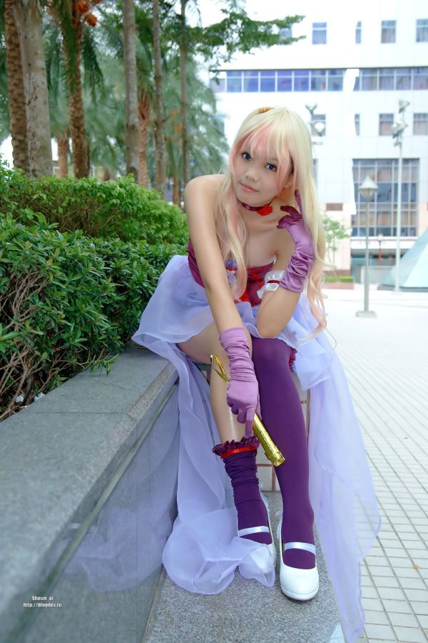 Cute Cosplay Girl (32 pics)