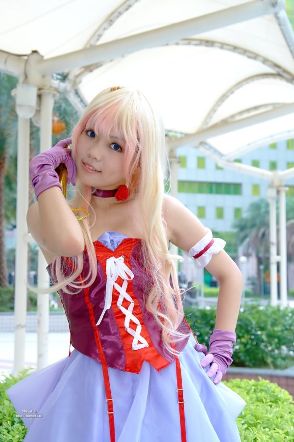 Cute Cosplay Girl (32 pics)