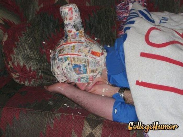 Drunk pranks (88 pics)