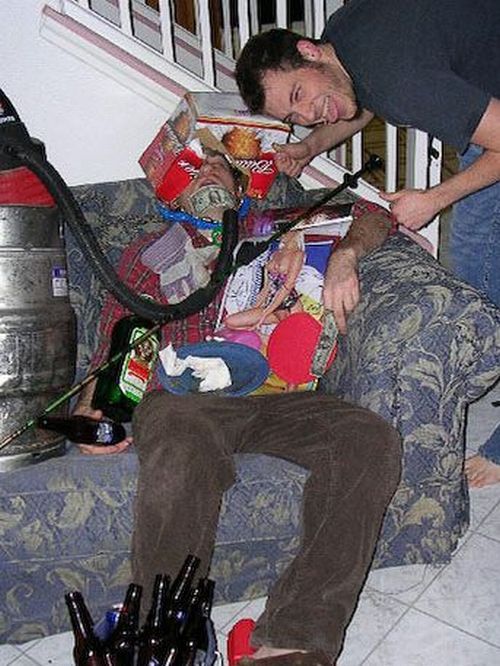 Drunk pranks (88 pics)