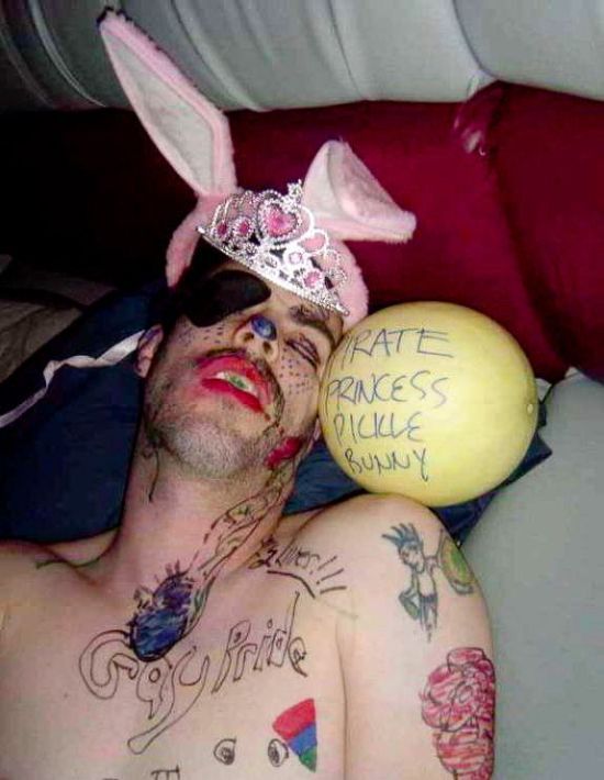 Drunk pranks (88 pics)