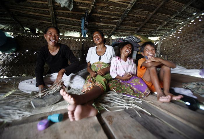 Bajau - sea gypsies (10 pics)