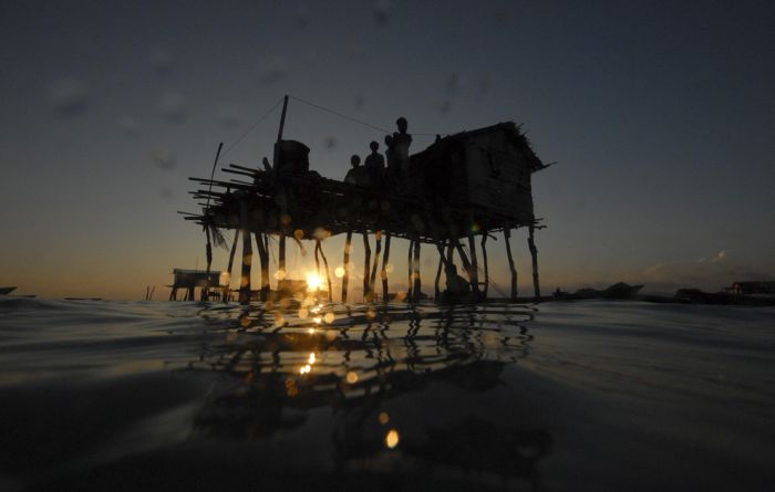 Bajau - sea gypsies (10 pics)