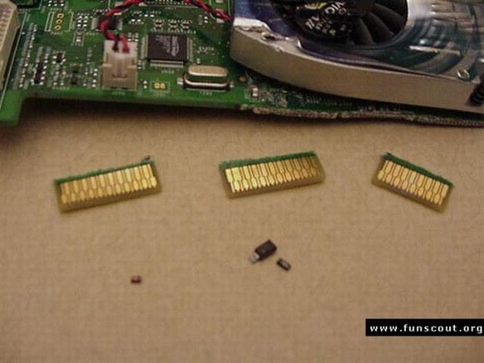 Never order new graphic card via mail (19 pics)