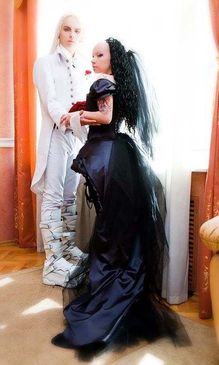 Goth Wedding in Russia (33 pics)