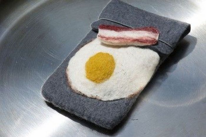 Bacon and Eggs iPhone Case (5 pics)