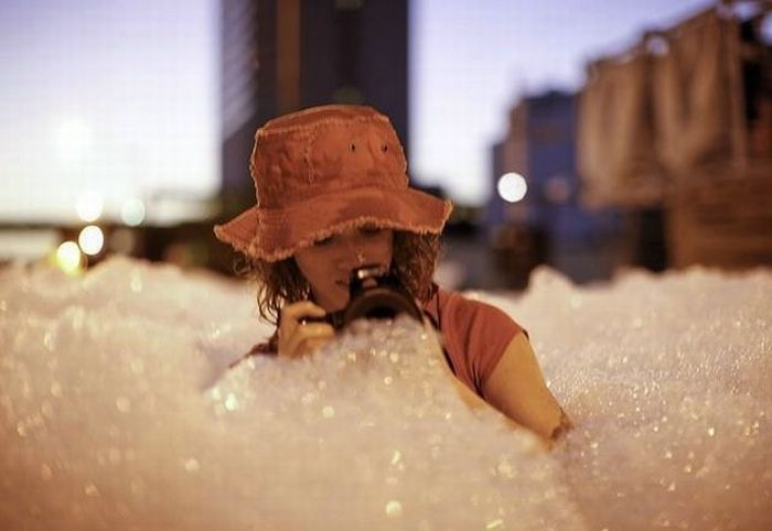 Foam in the city streets (53 pics)
