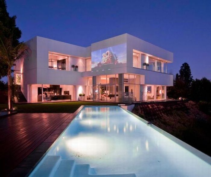 Hollywood Homes (75 pics)