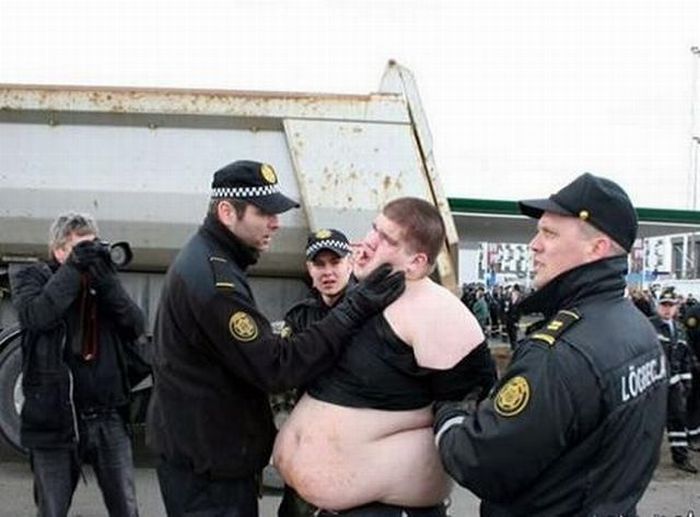 Acid Picdump (98 pics)