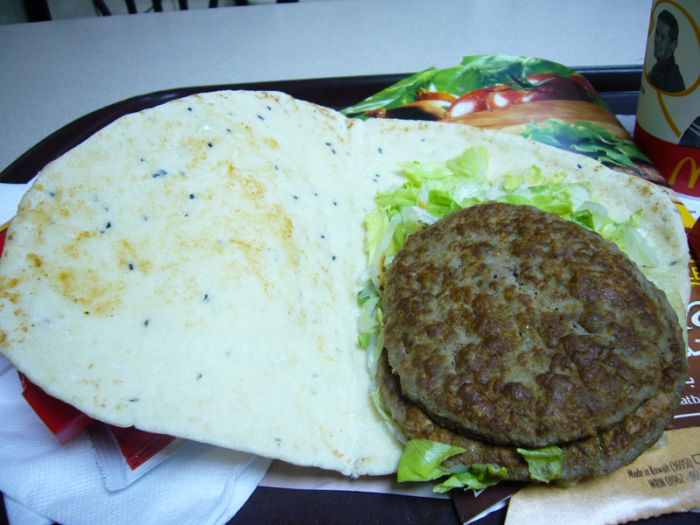 McArabia - the Middle East hamburger (7 pics)