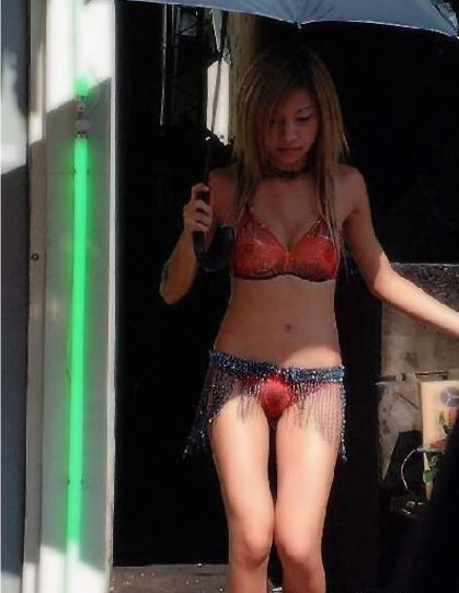 Betel Nut Beauties of Taiwan (51 pics)
