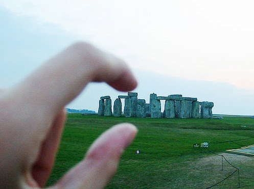 I am crushing your head  (87 pics)
