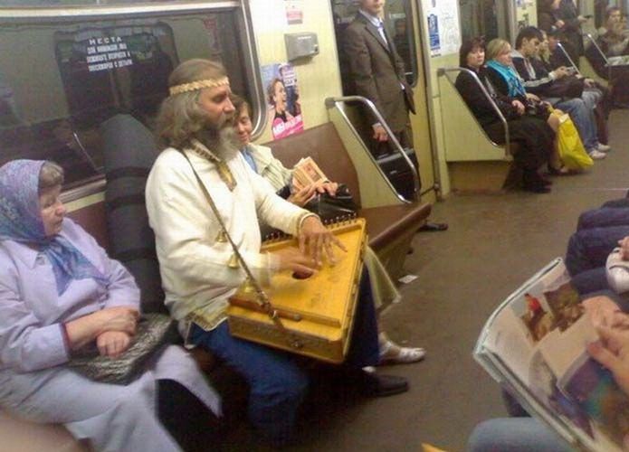 Once upon a time in subway (57 pics)