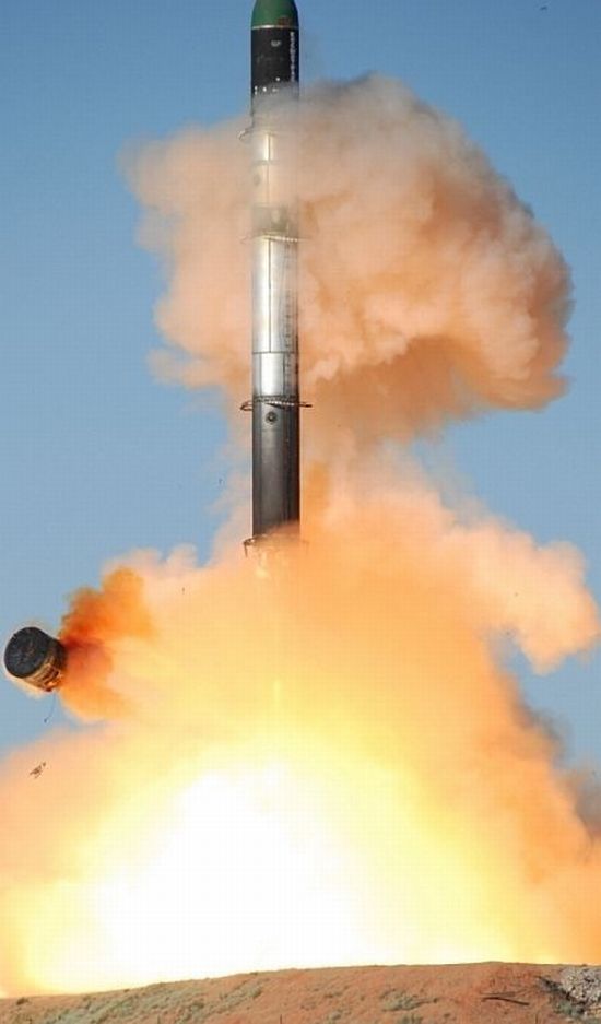 Rocket launch (15 pics)