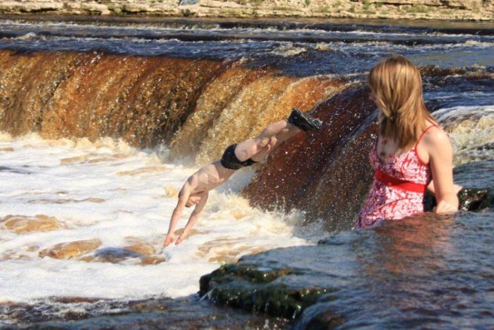 Acid Picdump (171 pics)