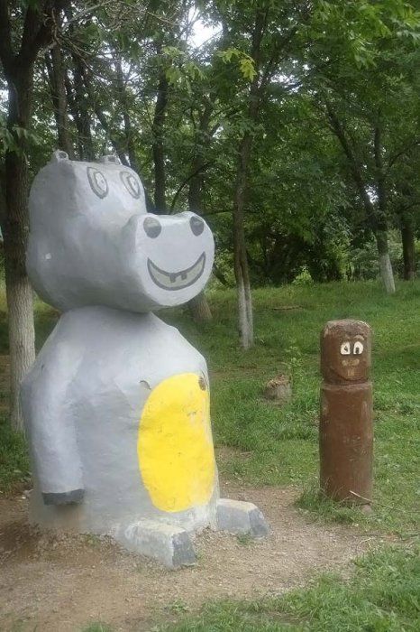 Creepy Playground (38 pics)