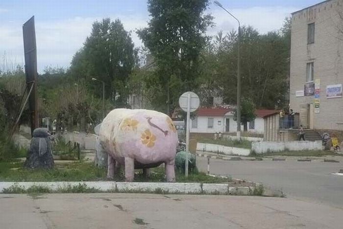 Creepy Playground (38 pics)