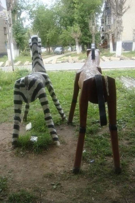 Creepy Playground (38 pics)