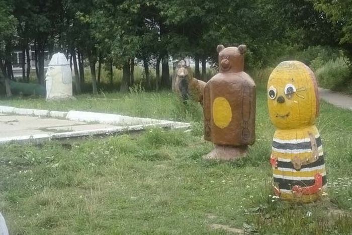 Creepy Playground (38 pics)