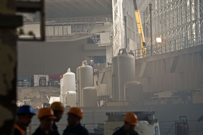 Construction works at the Sayano-Shushenskaya power plant (44 pics)