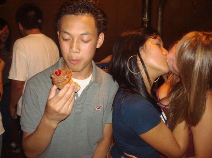 Acid Picdump (109 pics)