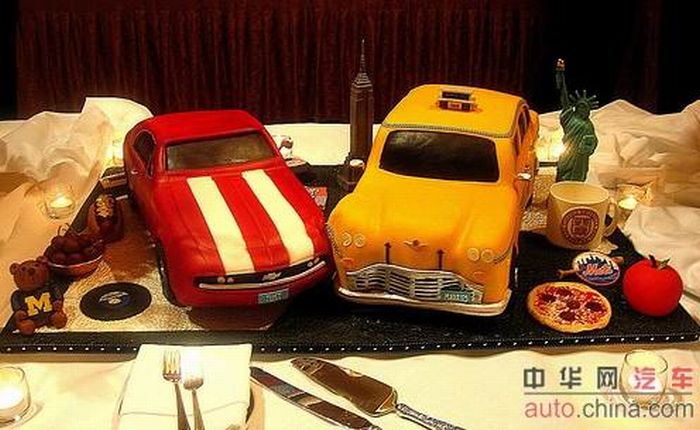 Car Cakes (22 pics)