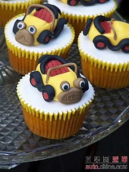 Car Cakes (22 pics)