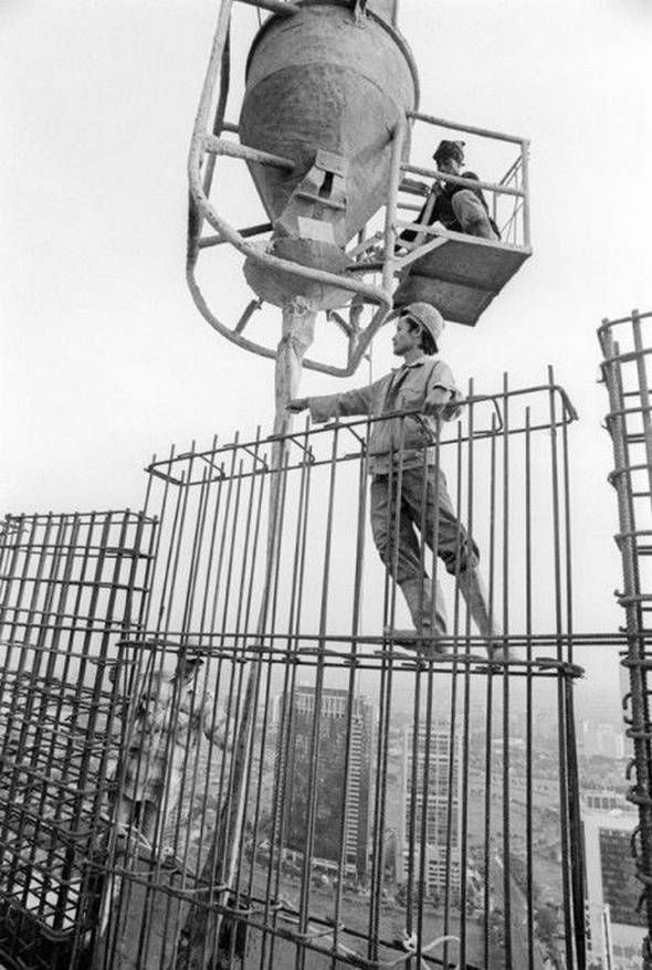 Indonesian construction workers (23 pics)