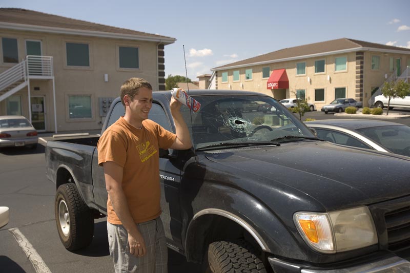 Don't leave canned air in a vehicle  (22 pics)