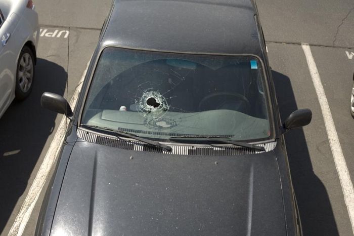 Don't leave canned air in a vehicle  (22 pics)