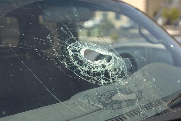 Don't leave canned air in a vehicle  (22 pics)