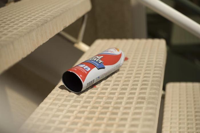 Don't leave canned air in a vehicle  (22 pics)
