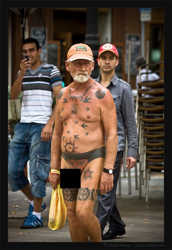Naked Tattooed Old Man Walking Around 20 Pics-2289